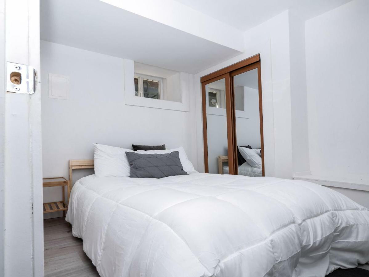 Cosy 1 Bedroom Suite In Leslieville Toronto Eksteriør bilde